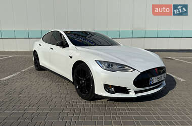 Ліфтбек Tesla Model S 2015 в Одесі