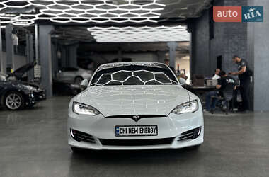 Лифтбек Tesla Model S 2020 в Киеве