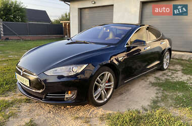 Лифтбек Tesla Model S 2013 в Киеве