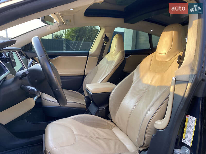 Лифтбек Tesla Model S 2013 в Киеве фото 20 Лифтбек Tesla Model S 2013 в Киеве