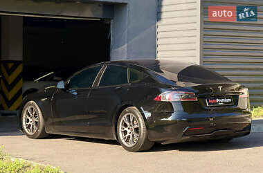 Лифтбек Tesla Model S 2021 в 