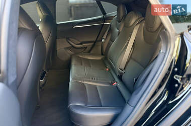 Лифтбек Tesla Model S 2021 в 