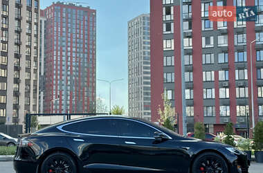 Лифтбек Tesla Model S 2018 в 
