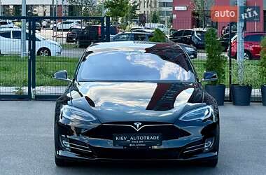 Лифтбек Tesla Model S 2018 в 
