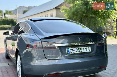 Лифтбек Tesla Model S 2013 в 