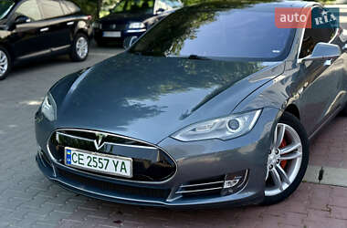 Лифтбек Tesla Model S 2013 в 