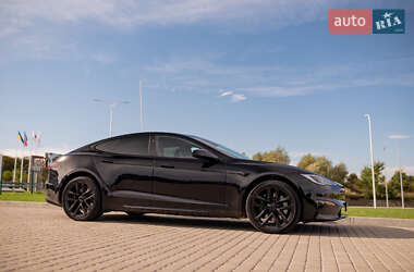 Лифтбек Tesla Model S 2022 в 