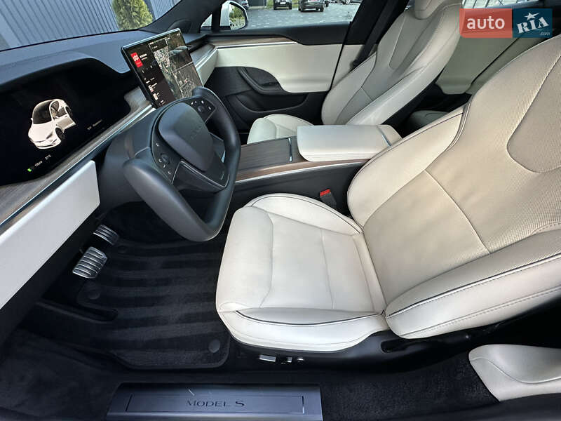 Лифтбек Tesla Model S 2021 в Дрогобыче