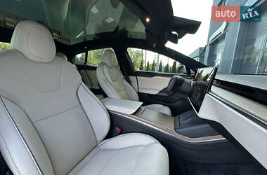 Лифтбек Tesla Model S 2021 в 