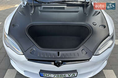 Лифтбек Tesla Model S 2021 в 