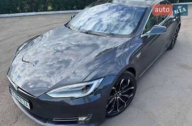 Лифтбек Tesla Model S 2016 в 