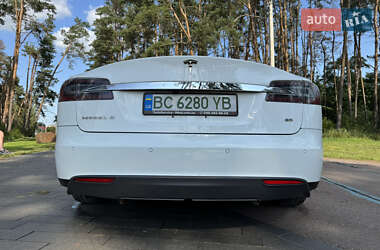 Лифтбек Tesla Model S 2014 в 