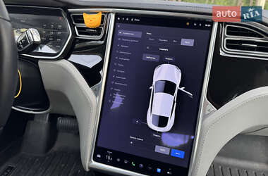 Лифтбек Tesla Model S 2014 в 
