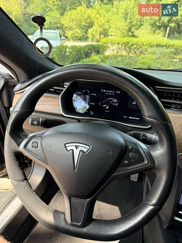 Лифтбек Tesla Model S 2020 в Полтаве