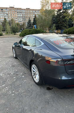 Лифтбек Tesla Model S 2017 в 