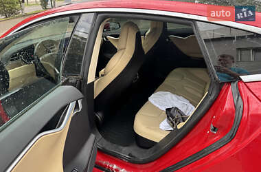 Лифтбек Tesla Model S 2017 в 