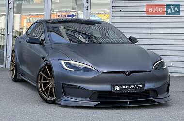 Лифтбек Tesla Model S 2022 в 