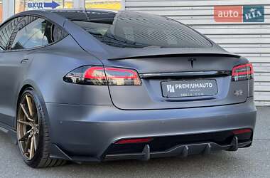 Лифтбек Tesla Model S 2022 в 