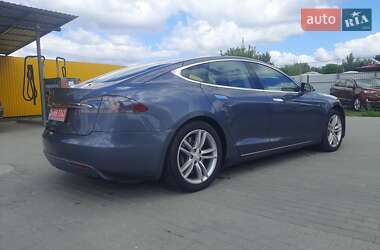 Ліфтбек Tesla Model S 2013 в 
