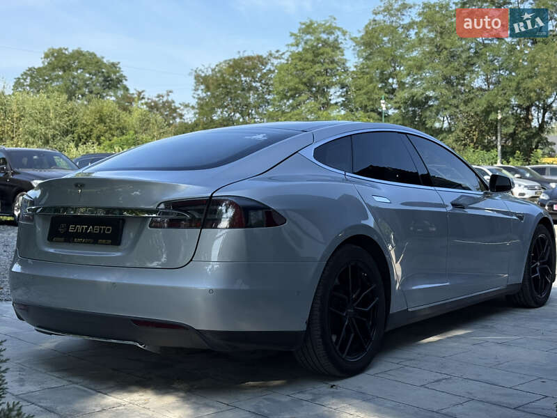 Лифтбек Tesla Model S 2014 в Ивано-Франковске