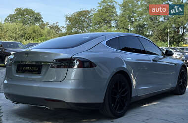 Лифтбек Tesla Model S 2014 в 