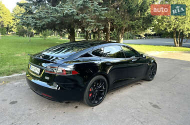 Лифтбек Tesla Model S 2018 в 