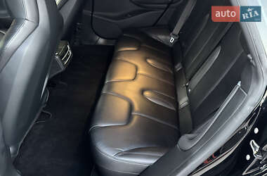Лифтбек Tesla Model S 2015 в 