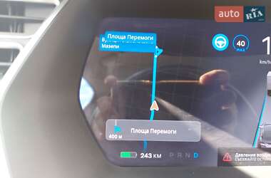 Лифтбек Tesla Model S 2014 в 