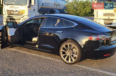 Лифтбек Tesla Model S 2019 в Киеве