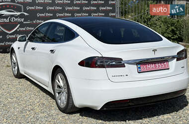 Лифтбек Tesla Model S 2017 в 