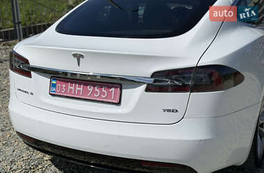 Лифтбек Tesla Model S 2017 в 
