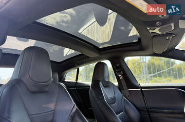Лифтбек Tesla Model S 2017 в 