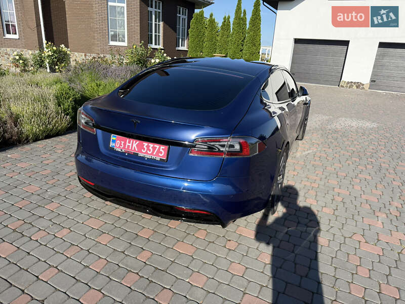Лифтбек Tesla Model S 2021 в Луцке