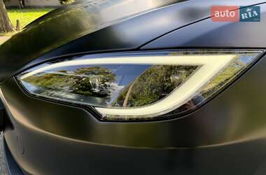 Лифтбек Tesla Model S 2024 в 