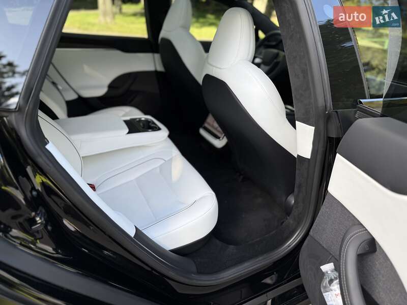 Ліфтбек Tesla Model S 2024 в Києві