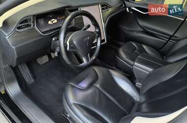 Лифтбек Tesla Model S 2014 в 