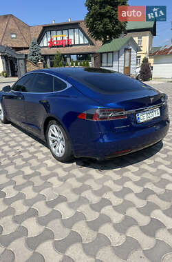 Лифтбек Tesla Model S 2016 в 