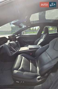 Ліфтбек Tesla Model S 2021 в 