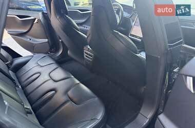 Лифтбек Tesla Model S 2017 в 