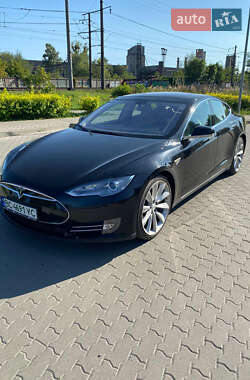 Ліфтбек Tesla Model S 2013 в Львові