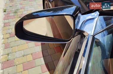Лифтбек Tesla Model S 2012 в 