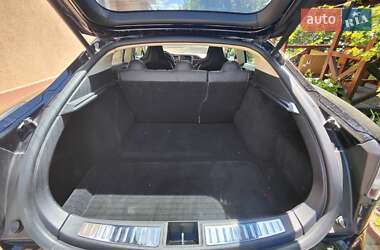 Лифтбек Tesla Model S 2012 в 