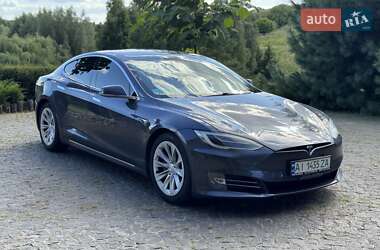 Лифтбек Tesla Model S 2017 в 