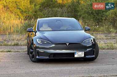 Лифтбек Tesla Model S 2022 в 