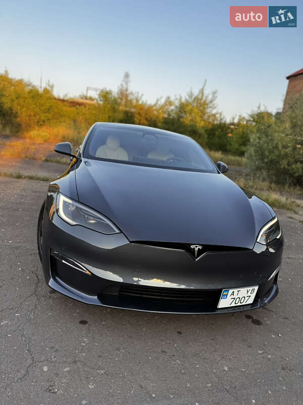 Ліфтбек Tesla Model S 2022 в Калуші