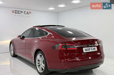 Лифтбек Tesla Model S 2014 в 