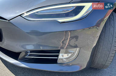 Лифтбек Tesla Model S 2018 в 