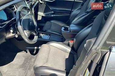 Лифтбек Tesla Model S 2018 в 