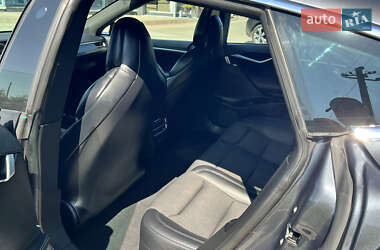 Лифтбек Tesla Model S 2018 в 