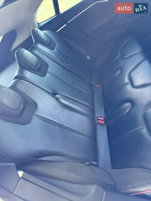 Лифтбек Tesla Model S 2013 в Днепре